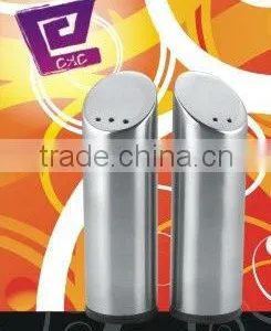 Salt & Pepper Shaker thumbnail-1