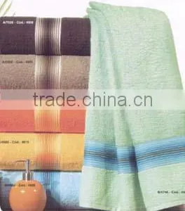 Solid Bath Towel thumbnail-1