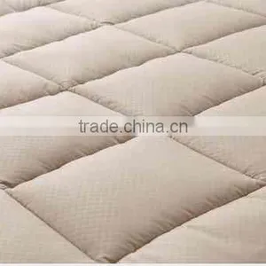 Professional Polyester Anti-Slip Quilted Cooling Mattress Pad With Elastic Corner Straps thumbnail-4