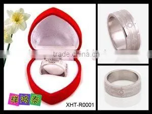 Stainless Steel Ring With Heart Gift Box thumbnail-1