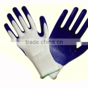 13 GUAGE GARDEN SAFETY GLOVE COATED WITH NITRILE SMOOTH PALM thumbnail-1