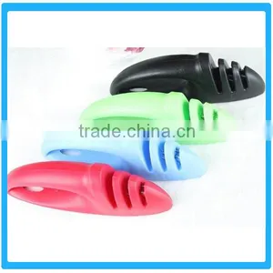 China Kitchen Promotional Knife Sharpener Cheap Hand Hold Sharpener thumbnail-1