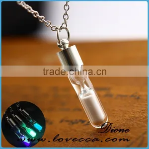 Luminous Glow in the Dark Heart Locket Charm Pendant Ladies Jewelry Necklace thumbnail-1