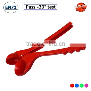 Plastic Snow Slinger Snowball Maker and Thrower, Ultimate Snowball Machine,Increases Throwing Distance,snowball Slingshot thumbnail-1