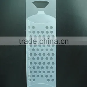 Plastic Bird Feeder With PP Material thumbnail-1