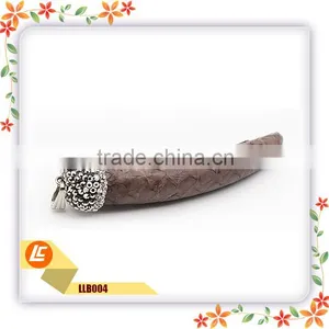 Supplier Horn Charm Pendant Black Horn Charm Pendant thumbnail-4