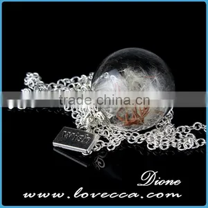 Hot Selling Creative Romantic Glass Cover Dandelion Seed Necklace thumbnail-4
