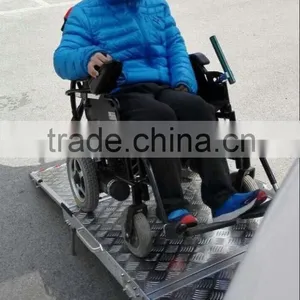 BMWR-3 Manual Wheelchair Ramp For Van thumbnail-6