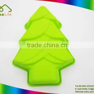Christmas Cupcake Bakeware Chocolate Tree Shaped Baking Molds Silicone Cake Mold thumbnail-1