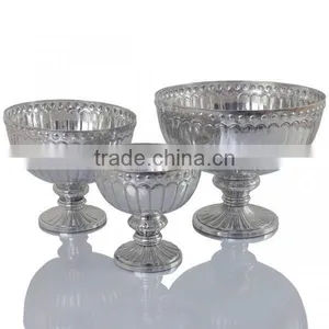 Silver Plated Shiny Flower Decor Bowl With Stand thumbnail-1