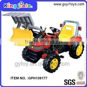 Kid's Ride on Digging Pedal Tractor thumbnail-1