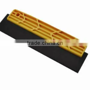 Grout Spreader With Plastic Handle thumbnail-1