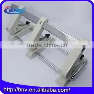 Best Service OEM Hot Selling Colorful Three Hole Paper Punch thumbnail-2