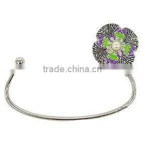 Bag Hanger thumbnail-1