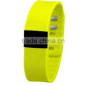 Silicone Bluetooth 4.0 Android Tw64 Smart Band Watch With Sleeping Tracker thumbnail-2