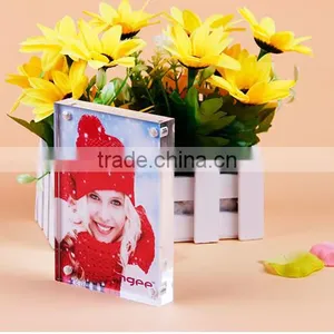 Customized Acrylic Picture Magnt Frame thumbnail-1