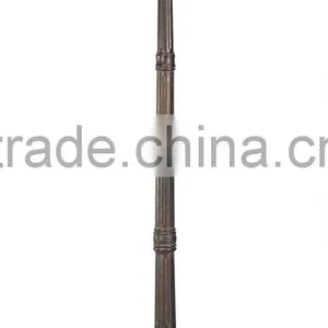 Factory Direct IP44 Retro Aluminum Garden Street Light thumbnail-2