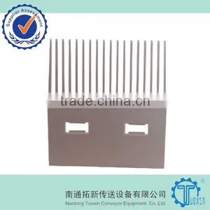 400 Raised Rib Plastic Modular Conveyor Belt With Base Flights thumbnail-4