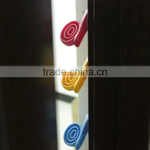 J297 Baby Furniture Safety Decorative Sliding Door Stop thumbnail-3