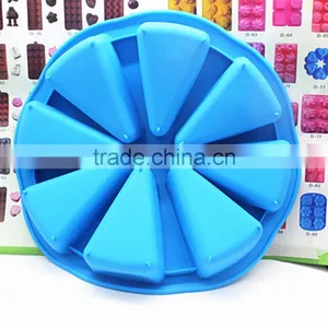 Hot Selling Silicone Cake Mold 8 Checks Cake Mold Triangle Cake thumbnail-2