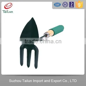 Plastic Coated A3 Steel Garden Rotary Hoe With Sponge Grip Wooden Handle thumbnail-1
