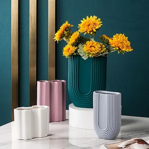 U-Shaped Geometric Stripes Morandi Color Green Ceramic Vase For Dried Flower Arrangement thumbnail-1
