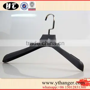 Black Rubberized Plastic Hanger Clothes Hanger Supplier's Choice thumbnail-3