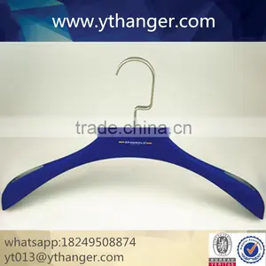CY-633 Luxury Blue Rubber Coat Plastic Hanger Copper Coat Hanger Display Rubber Hanger thumbnail-1