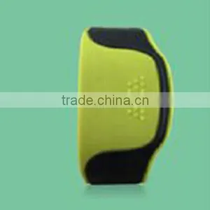 Plastic Pedometer Bracelet Watch Made in China thumbnail-1