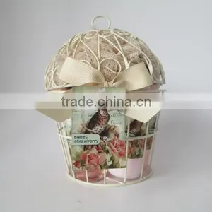 Toiletries Gift Set thumbnail-1