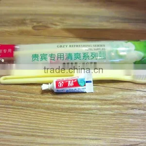 Set of Disposable/Hotel Toothbrush thumbnail-1