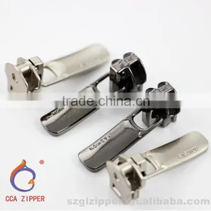 Professional Fashion Plastic Metal Zipper Slider Wholesale OEM Zipper Slider thumbnail-3
