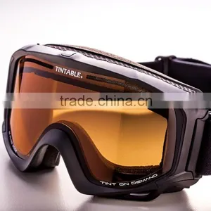 Taiwan Made Smart Tint Electrochromic Sports / Ski Goggle thumbnail-1