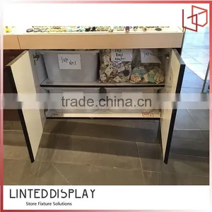 Modern Metal Ornament Display Rack Showcase Display Stand Detachable Display Rack thumbnail-2