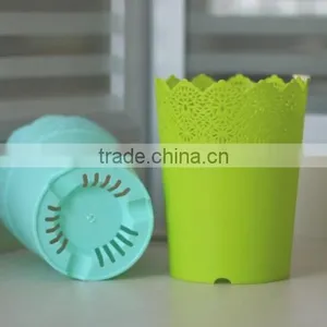 Plastic Flower Pot thumbnail-1