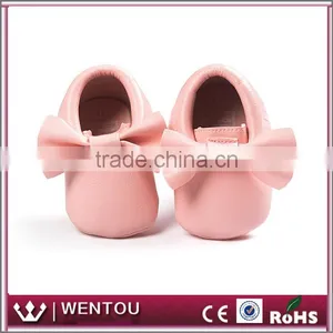 Wholesale Fashionable Bow Leather Baby Moccasins With Tassels thumbnail-4