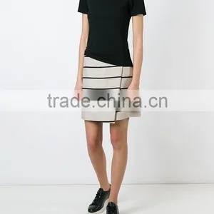 Custom Women Pure Black Plain Short Sleeve T-Shirts,Oem Cotton Blank Plain T Shirts for Women thumbnail-3