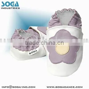Soft Leather Baby Shoes thumbnail-1