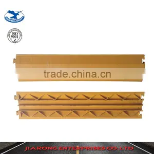 Lower Factoty Price 900*500*50mm Soft Flexible 5 Channels Rubber Heavy Duty Cable Protector thumbnail-1