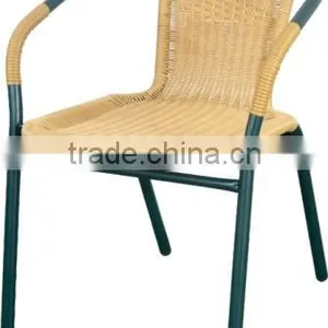 Round Wicker Chair thumbnail-1