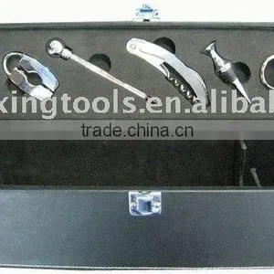 Wine Gift Set thumbnail-1