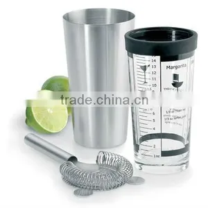 Plastic Shaker thumbnail-1