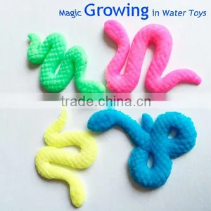 Growing in Water Toy Snakes thumbnail-1