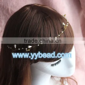 Crystal Berry Ball Wreath thumbnail-1