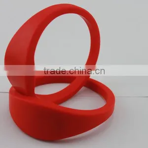 2016 Bespoke Silicone RFID Wristbands thumbnail-1