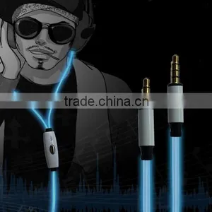 Welcomed Recharge Visible Flowing Light In-Ear Earphone/ Flat Ear Type EL Flash Glowing Earbuds thumbnail-3