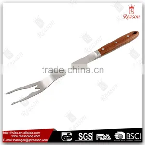 Easy to Use Pretty Wire Steel Long Rigid Telescopic Bbq Fork thumbnail-1