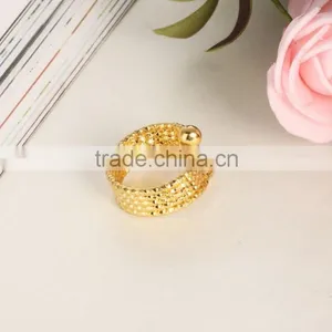 Shalwar Kameez Design for Men Saudi Arabia Yellow Gold Ring Patterns thumbnail-5