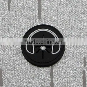 Common Round Earring Hole Rubber Label thumbnail-1
