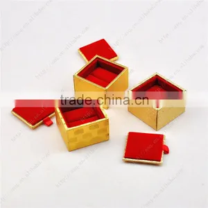 Golden Fancy Paper Ring Box thumbnail-1